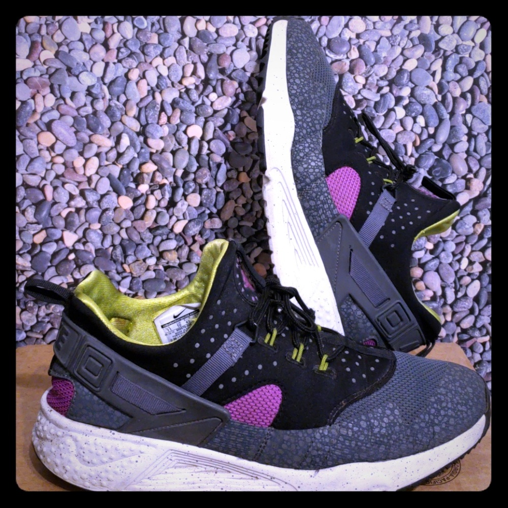 Nike Huarache sz 11